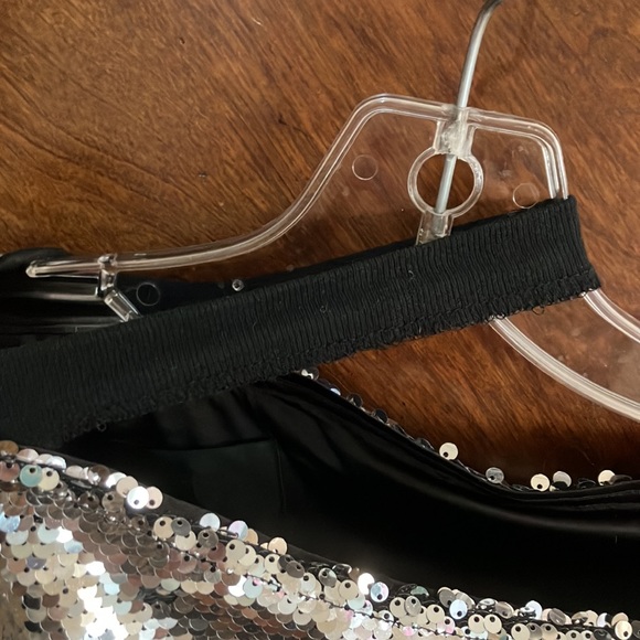 RTA silver and black sequin off shoulder top - Picture 3 of 6